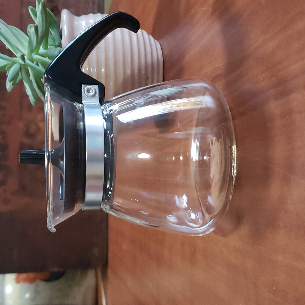 Pyrex Small Coffee  Carafe
